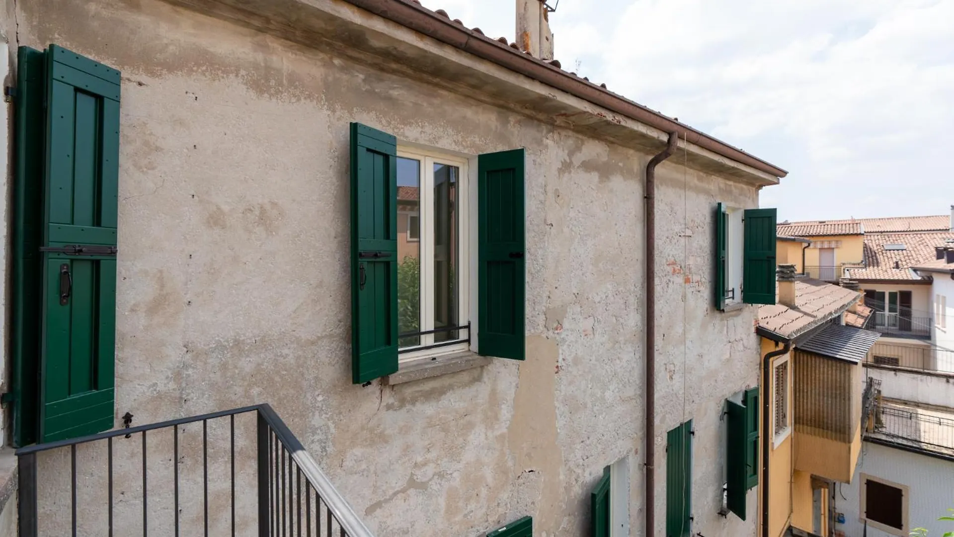Aparthotel Palazzo Delle Guglie By Postcardsfrom Verona