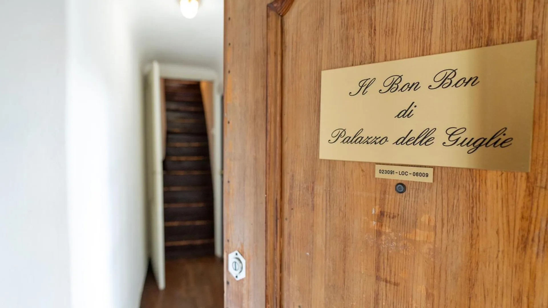 Aparthotel Palazzo Delle Guglie By Postcardsfrom Verona