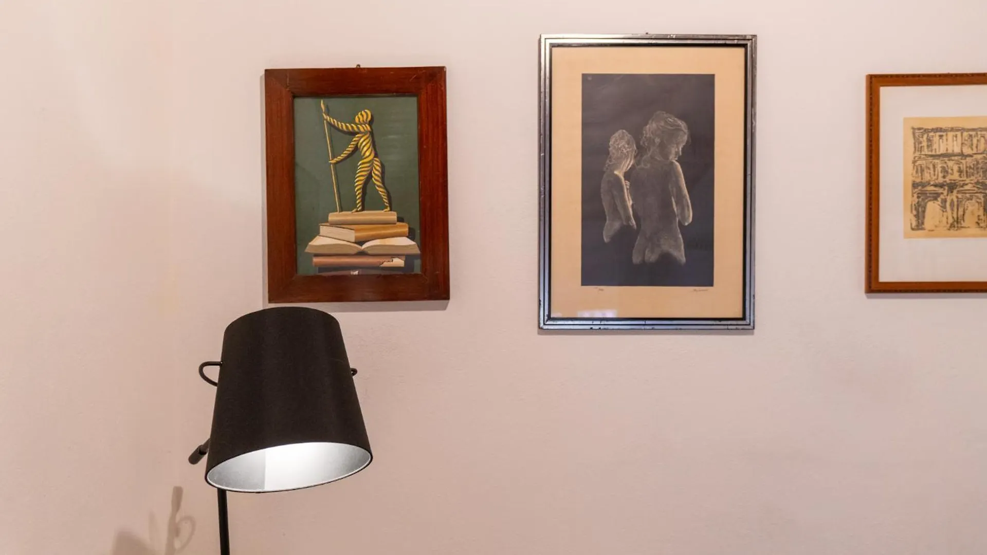 Aparthotel Palazzo Delle Guglie By Postcardsfrom Verona