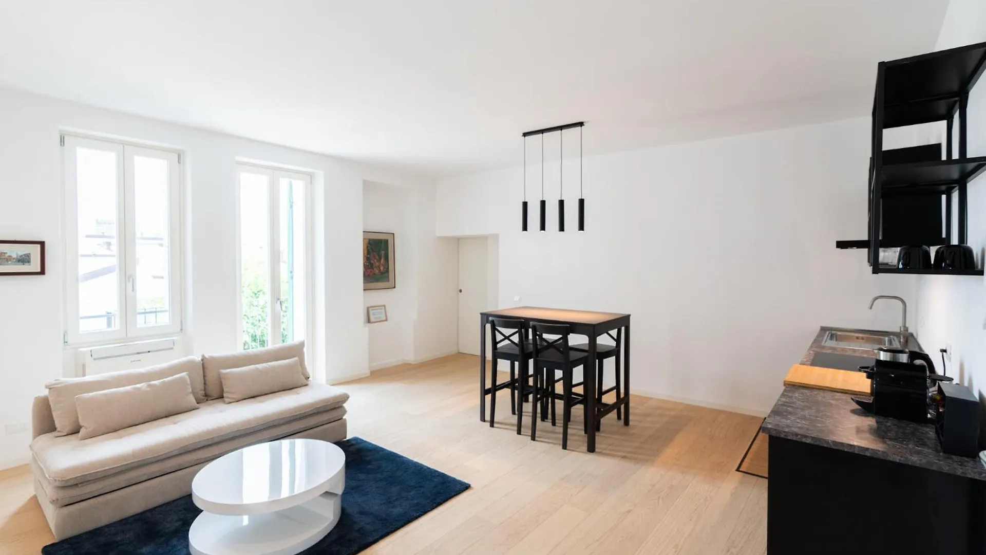 Aparthotel Palazzo Delle Guglie By Postcardsfrom Verona 0*,
