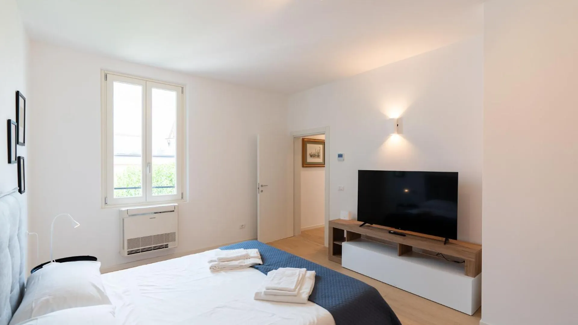 Aparthotel Palazzo Delle Guglie By Postcardsfrom Verona