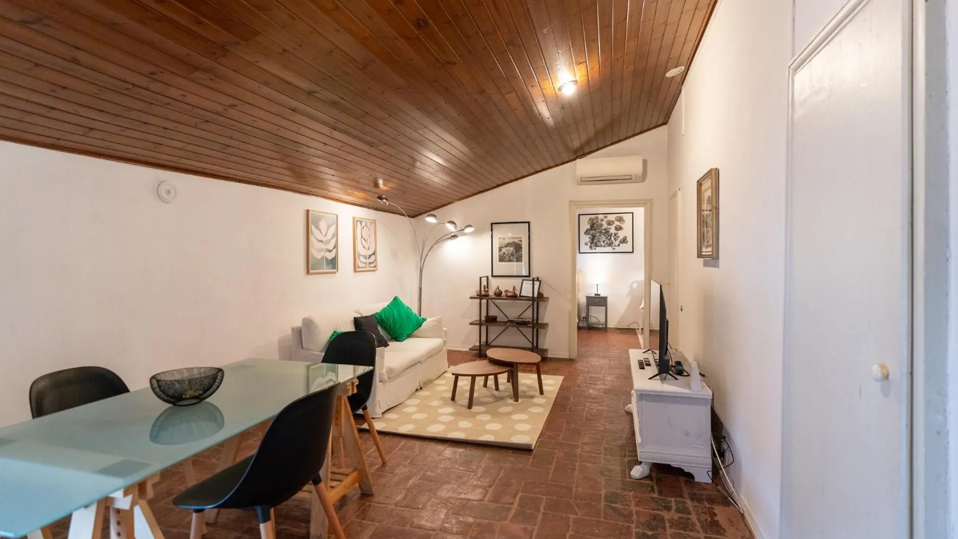 Aparthotel Palazzo Delle Guglie By Postcardsfrom Verona