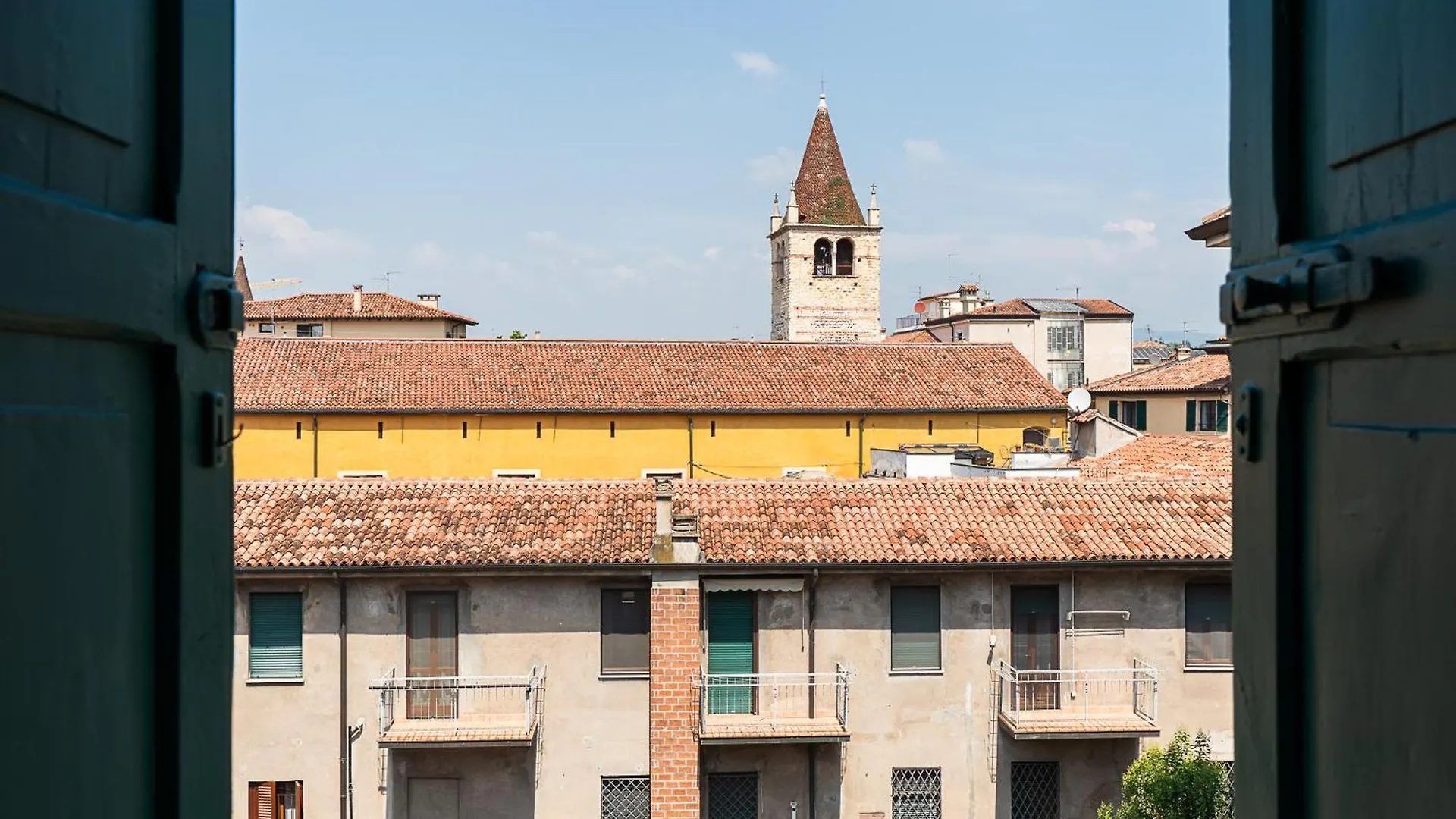 Aparthotel Palazzo Delle Guglie By Postcardsfrom Verona